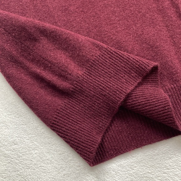 Club Room Fine Cashmere Knit V Neck Pullover Sweater Vest (Burgundy) - Picture 10 of 16